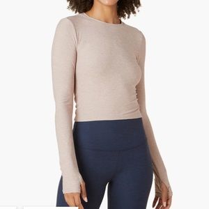 Beyond Yoga cropped featherweight long sleeve